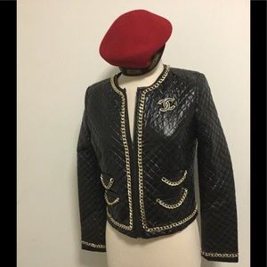 ‼️HOST PICK‼️🛑BRAVEHEART🛑Black Jacket Gold Chain Details